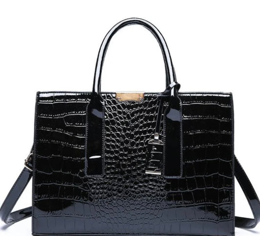 CROCO BLACK